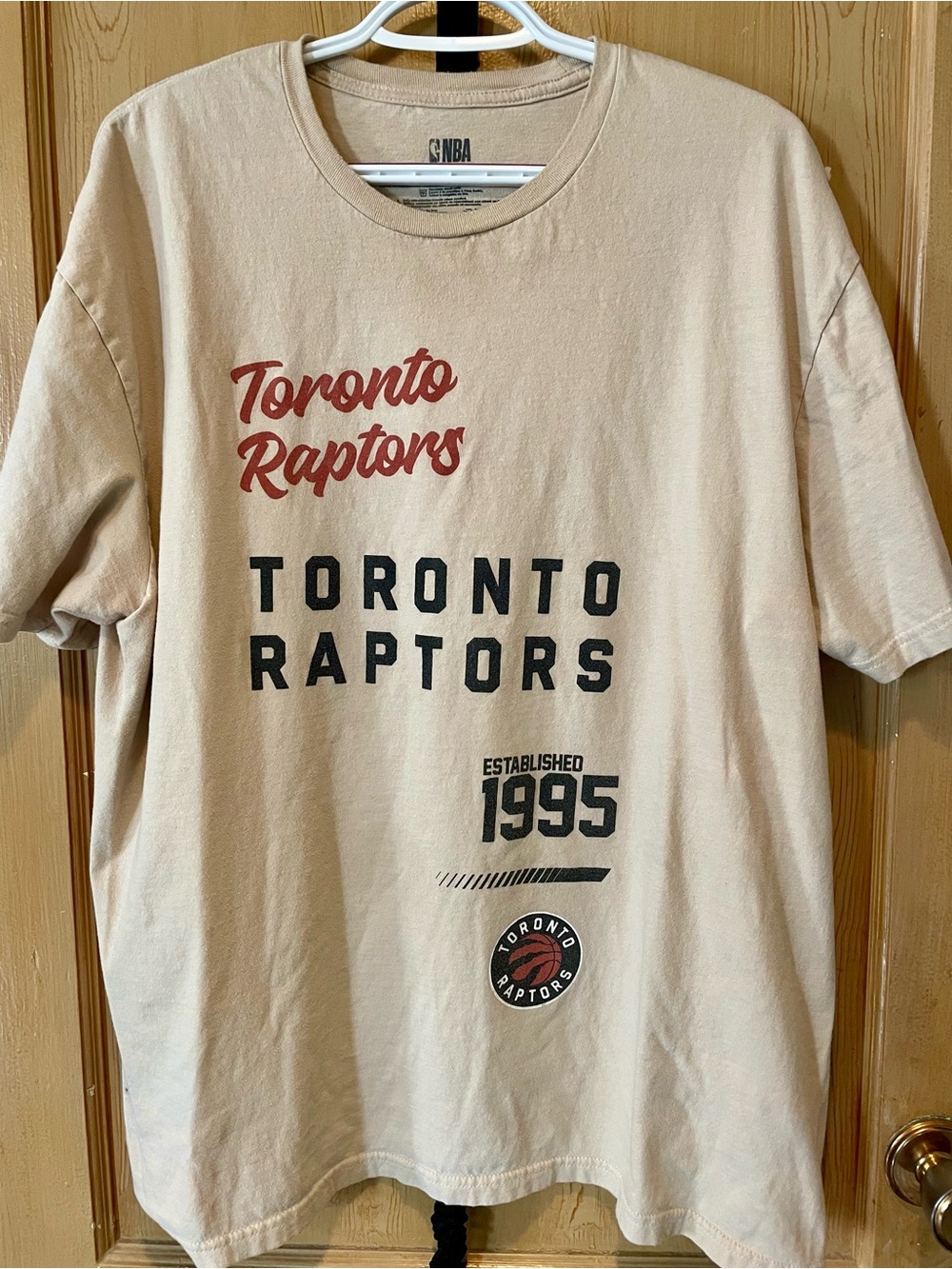 NBA Toronto Raptors Graphic T-Shirt Beige Tan Short Sleeve